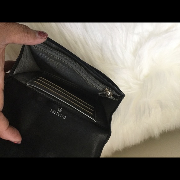 Authentic Chanel Wallet - Picture 5 of 13